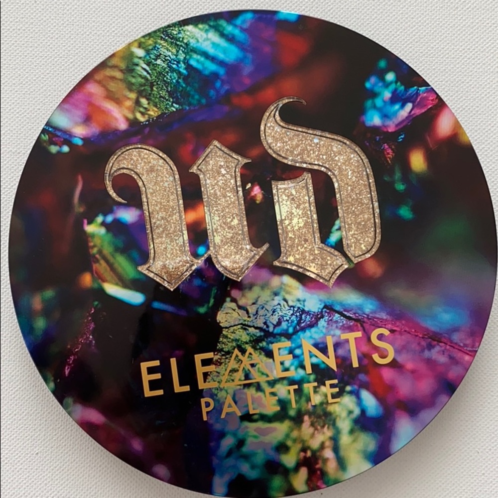 Urban Decay LE Elements Eyeshadow Palette